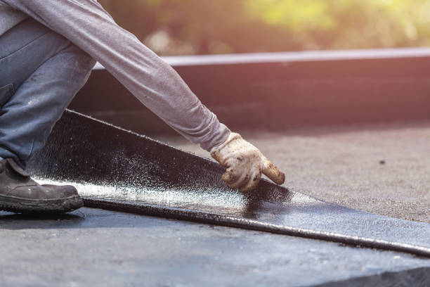 Professional Crawl Space Encapsulation technician working in Poolesville, MD